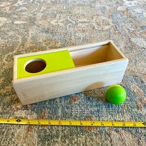 Lovevery Sliding Top Box Montessori Baby Toddler Toy